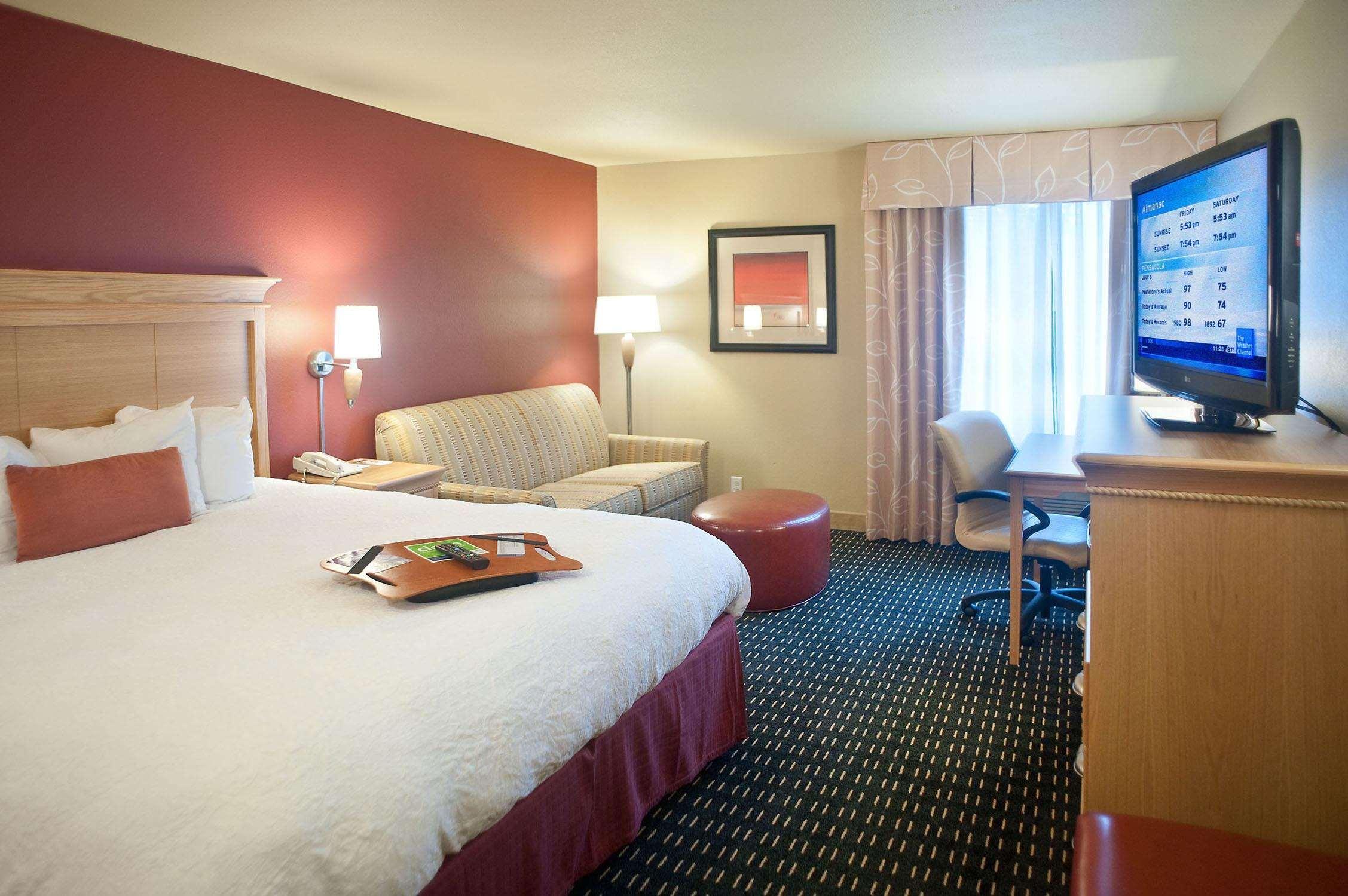 Hampton Inn Pensacola-Airport Oda fotoğraf