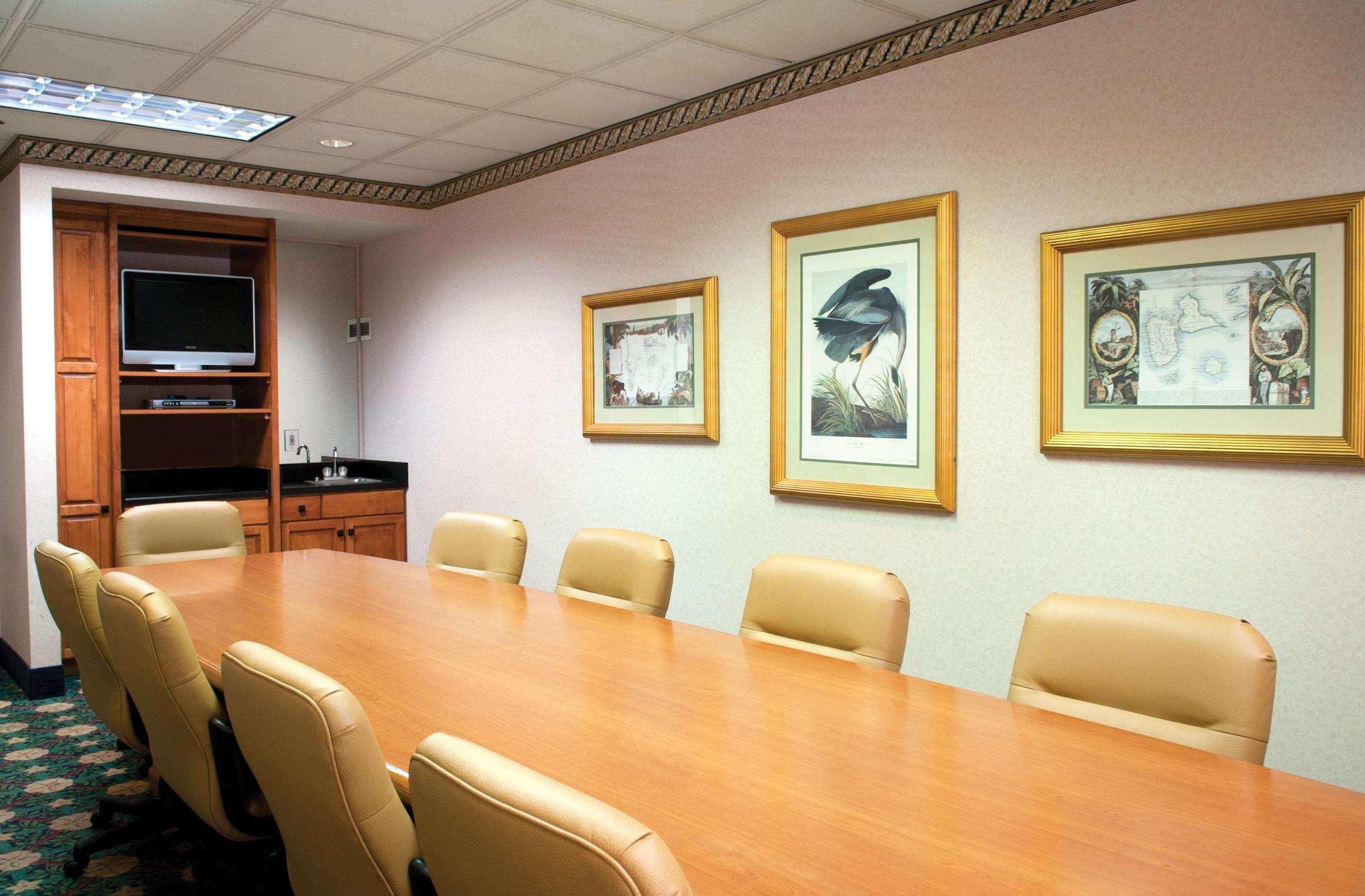 Hampton Inn Pensacola-Airport İş olanakları fotoğraf